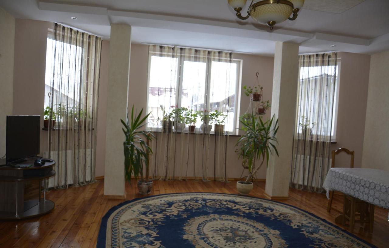 У Мирослави Pilipets エクステリア 写真
